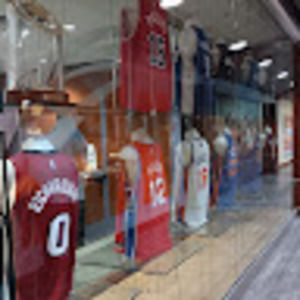 Meet your Posher, Truitt